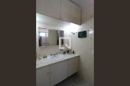 Apartamento à venda com 117m², 3 quartos e 1 vagaBanheiro da Suíte