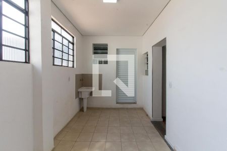 Casa para alugar com 65m², 2 quartos e sem vagaÁrea de Serviço