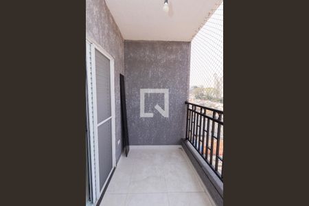 Apartamento à venda com 69m², 2 quartos e 1 vaga Apartamento à venda com 69m², 2 quartos e 1 vagaVaranda