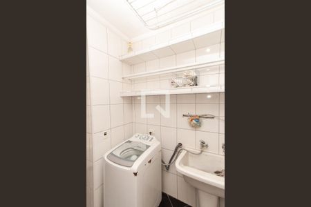 Casa à venda com 100m², 2 quartos e 2 vagasÁrea de Serviço