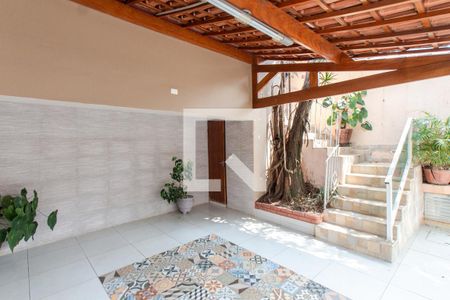 Casa à venda com 100m², 2 quartos e 2 vagasGaragem