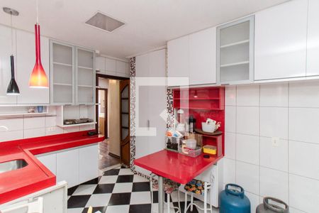 Casa à venda com 100m², 2 quartos e 2 vagasCozinha