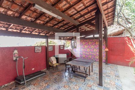 Casa à venda com 100m², 2 quartos e 2 vagasTerraço