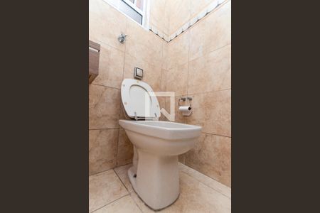 Casa à venda com 100m², 2 quartos e 2 vagasLavabo