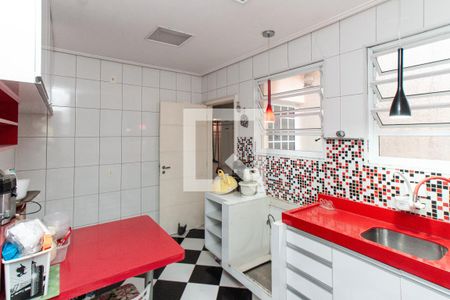 Casa à venda com 100m², 2 quartos e 2 vagasCozinha