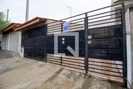 Casa para alugar com 51m², 2 quartos e 1 vaga Casa para alugar com 51m², 2 quartos e 1 vagaFachada