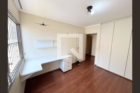 Apartamento à venda com 168m², 4 quartos e 1 vagaQuarto 2