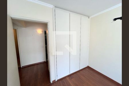 Apartamento à venda com 168m², 4 quartos e 1 vagaQuarto 2
