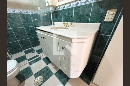 Apartamento à venda com 168m², 4 quartos e 1 vagaBanheiro 1