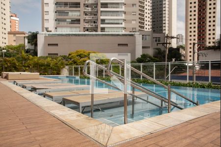 Apartamento para alugar com 97m², 2 quartos e 2 vagasÁrea comum - Piscina