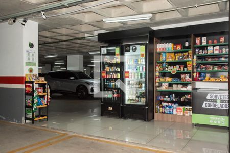 Apartamento para alugar com 97m², 2 quartos e 2 vagasÁrea comum - Loja de conveniência
