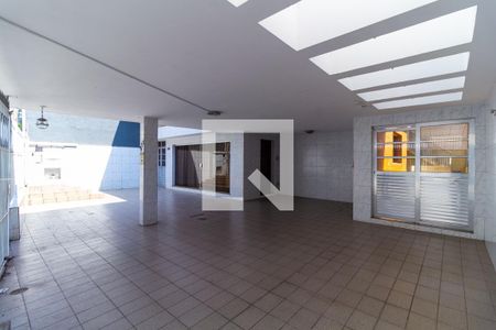 Casa à venda com 130m², 3 quartos e 3 vagas Casa à venda com 130m², 3 quartos e 3 vagasGaragem