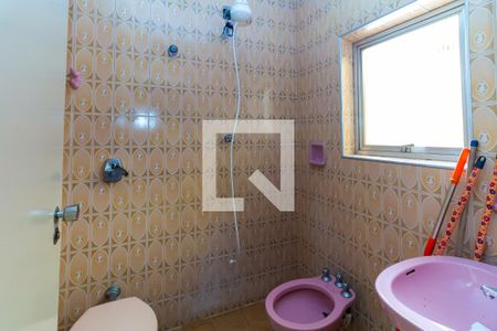 Casa à venda com 130m², 3 quartos e 3 vagas Casa à venda com 130m², 3 quartos e 3 vagasBanheiro 1