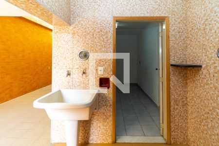 Casa à venda com 130m², 3 quartos e 3 vagas Casa à venda com 130m², 3 quartos e 3 vagasÁrea de Serviço