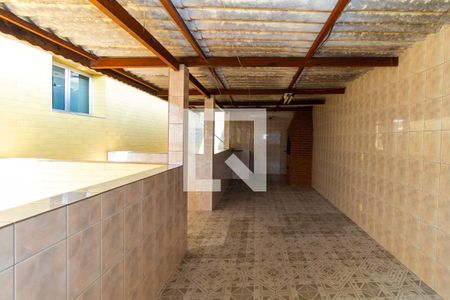 Casa à venda com 130m², 3 quartos e 3 vagas Casa à venda com 130m², 3 quartos e 3 vagasChurrasqueira