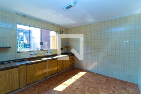 Casa à venda com 130m², 3 quartos e 3 vagas Casa à venda com 130m², 3 quartos e 3 vagasCozinha