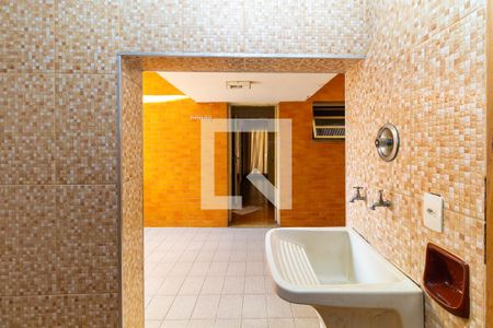 Casa à venda com 130m², 3 quartos e 3 vagas Casa à venda com 130m², 3 quartos e 3 vagasÁrea de Serviço