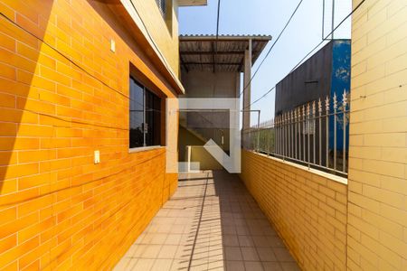 Casa à venda com 130m², 3 quartos e 3 vagas Casa à venda com 130m², 3 quartos e 3 vagasCorredor Externo