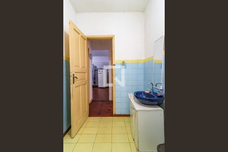 Casa à venda com 200m², 3 quartos e 2 vagasBanheiro