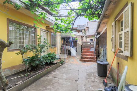 Casa à venda com 200m², 3 quartos e 2 vagasQuintal