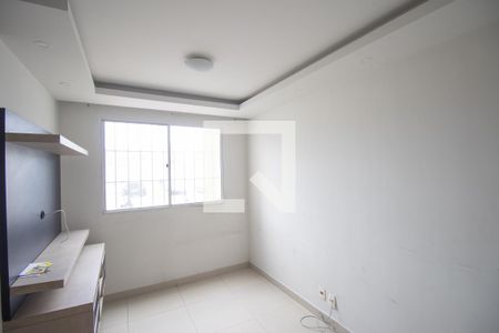 Sala de apartamento para alugar com 2 quartos, 43m² em Nova Cidade, São Gonçalo