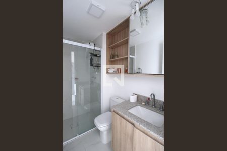 Banheiro de kitnet/studio à venda com 1 quarto, 32m² em Indianópolis, São Paulo