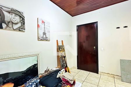 Casa para alugar com 250m², 3 quartos e 2 vagasSuíte 3