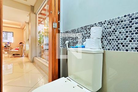 Casa para alugar com 250m², 3 quartos e 2 vagasLavabo