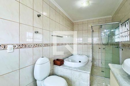 Casa para alugar com 250m², 3 quartos e 2 vagasBanheiro da Suíte 1