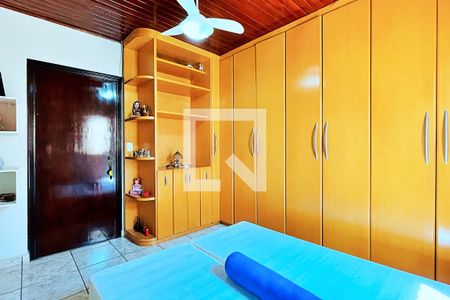 Casa para alugar com 250m², 3 quartos e 2 vagasSuíte 2