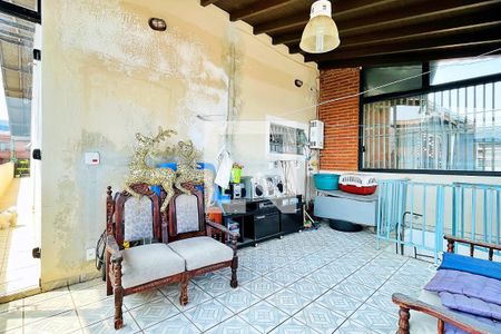 Casa para alugar com 250m², 3 quartos e 2 vagasVaranda