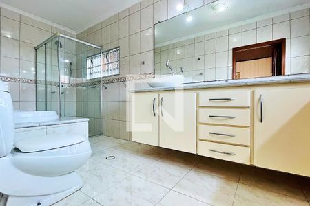 Casa para alugar com 250m², 3 quartos e 2 vagasBanheiro da Suíte 1