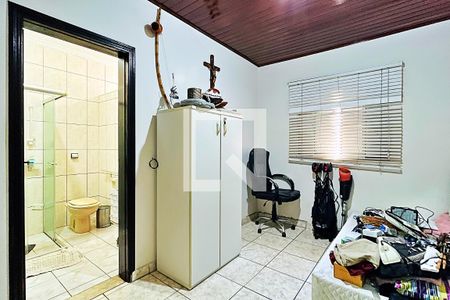 Casa para alugar com 250m², 3 quartos e 2 vagasSuíte 3