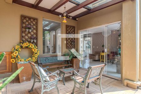 Casa à venda com 286m², 4 quartos e 3 vagasQuintal