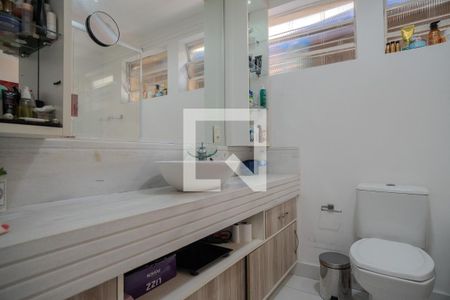 Casa à venda com 286m², 4 quartos e 3 vagasBanheiro da Suíte