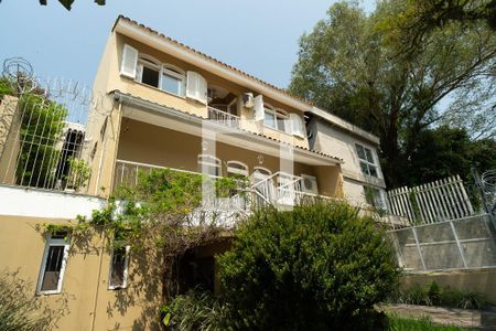 Casa à venda com 286m², 4 quartos e 3 vagasFachada