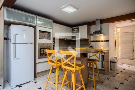 Casa à venda com 286m², 4 quartos e 3 vagasCozinha e Área de Serviço