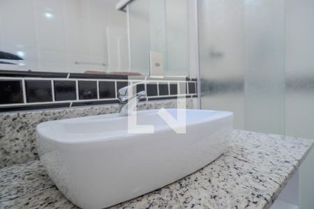 Casa à venda com 286m², 4 quartos e 3 vagasBanheiro Social 1