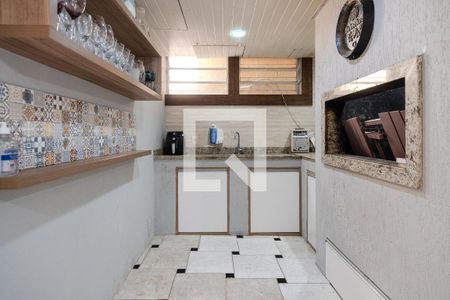 Casa à venda com 286m², 4 quartos e 3 vagasCozinha e Área de Serviço