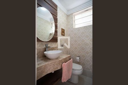 Casa à venda com 286m², 4 quartos e 3 vagasLavabo 2