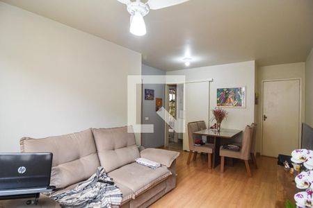 Apartamento à venda com 75m², 2 quartos e 1 vaga Apartamento à venda com 75m², 2 quartos e 1 vagaSala