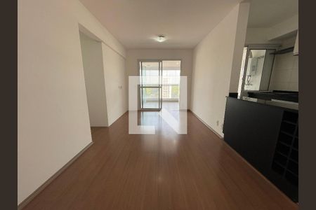 Sala de apartamento para alugar com 3 quartos, 82m² em Vila Sônia, São Paulo