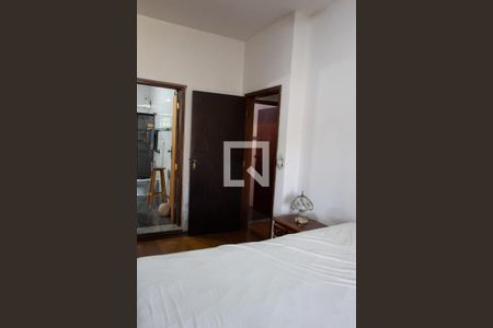 Casa à venda com 190m², 2 quartos e 2 vagasSUÍTE