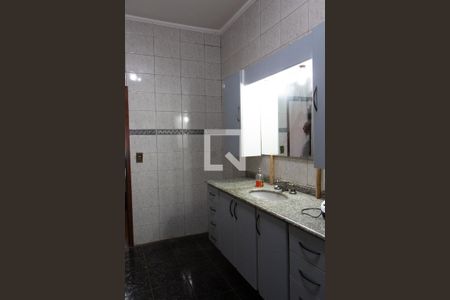 Casa à venda com 190m², 2 quartos e 2 vagasSUÍTE