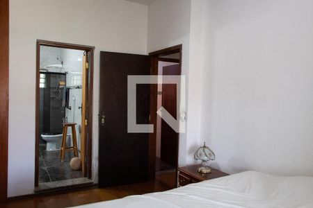 Casa à venda com 190m², 2 quartos e 2 vagasSUÍTE