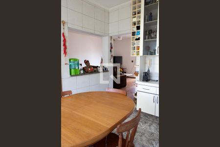 Casa à venda com 190m², 2 quartos e 2 vagasCOZINHA