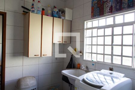 Casa à venda com 190m², 2 quartos e 2 vagasÁREA DE SERVIÇO