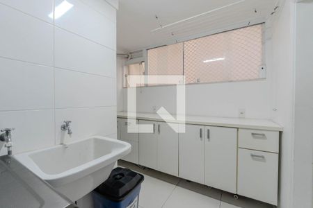 Apartamento à venda com 110m², 2 quartos e 1 vagaÁrea de Serviço