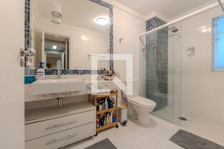 Apartamento à venda com 110m², 2 quartos e 1 vagaBanheiro da Suíte 1