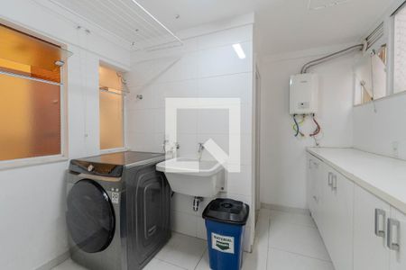 Apartamento à venda com 110m², 2 quartos e 1 vagaÁrea de Serviço